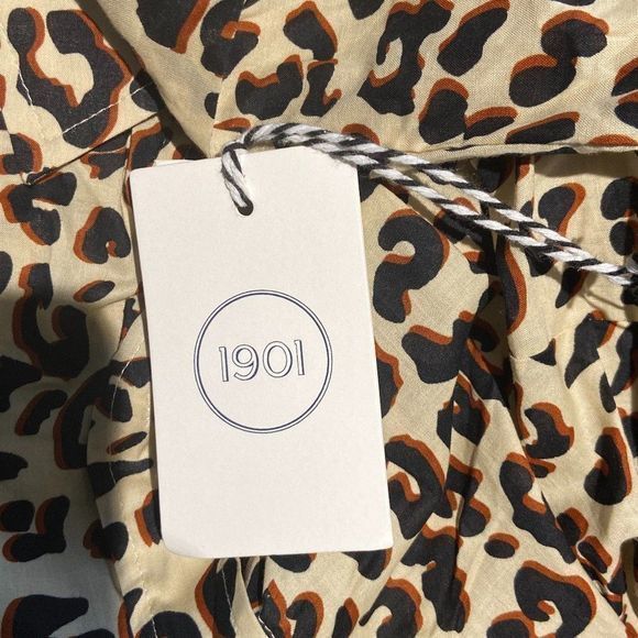 NWT‎ 1901 Animal Print Long Sleeve Button Down - Picture 7 of 8